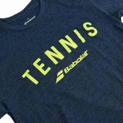 Coupon 🛒 Babolat Tennis Logo Tee Midnight Navy 🧨 -Deals Tennis Store 911066 Tennis Logo Tee U04 4 closeup scaled